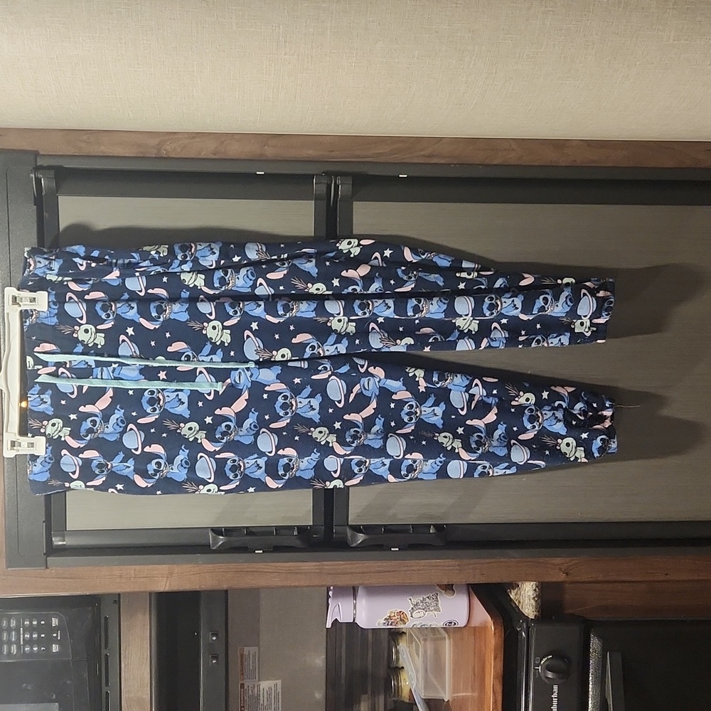 Stitch Sleepwear Set - Picture 3 of 3